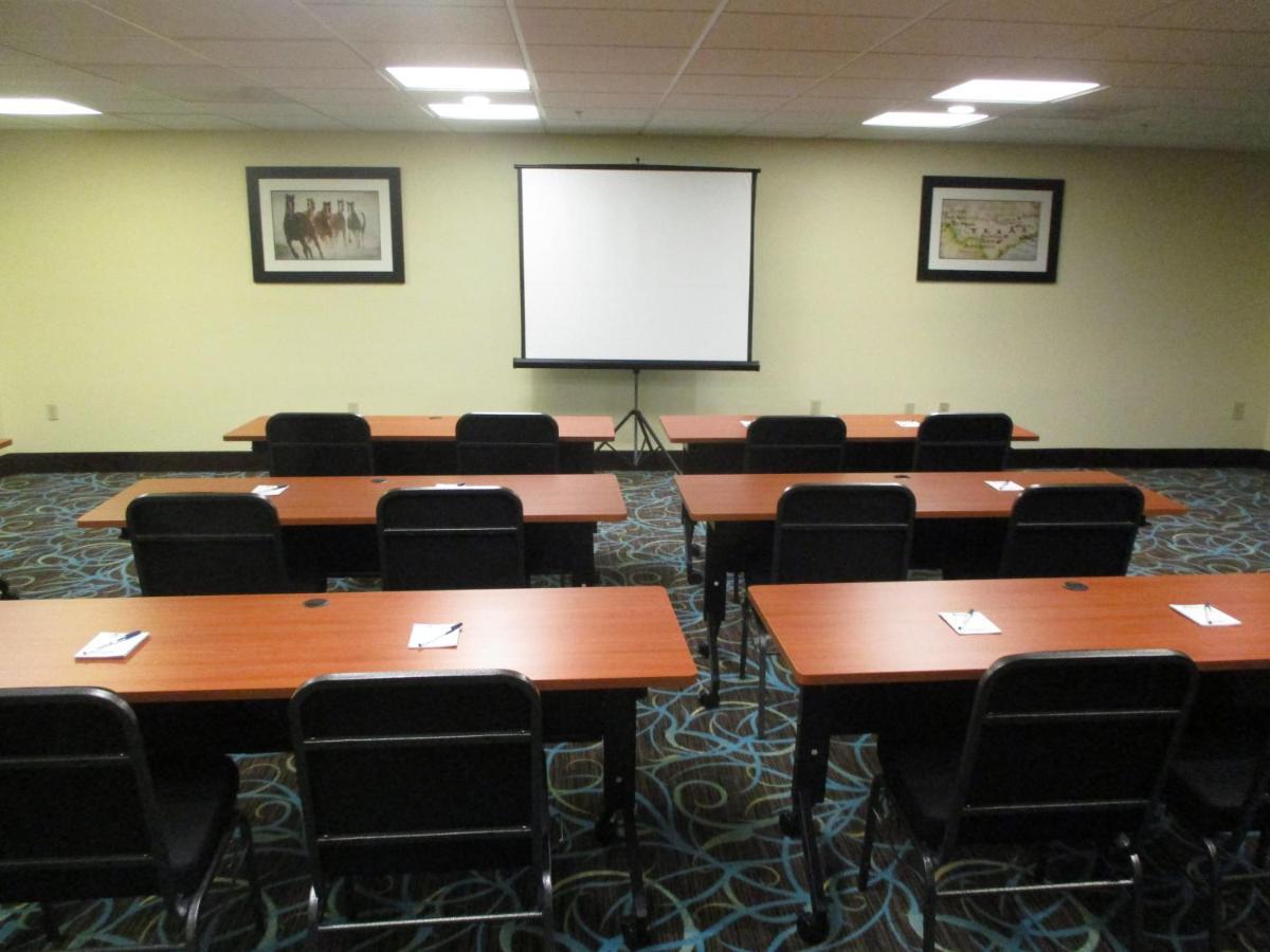 Days Inn & Suites By Wyndham Sam Houston Tollway Jersey Village Eksteriør billede