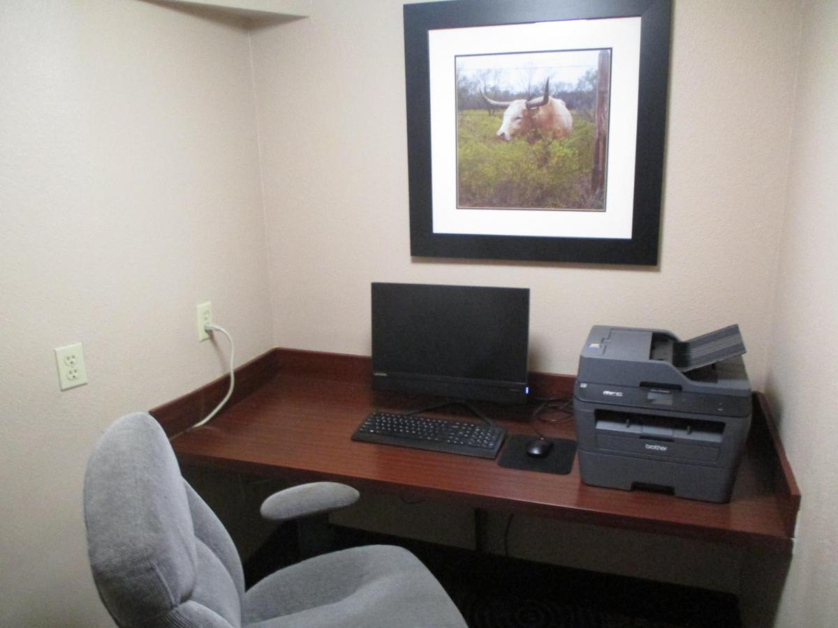 Days Inn & Suites By Wyndham Sam Houston Tollway Jersey Village Eksteriør billede