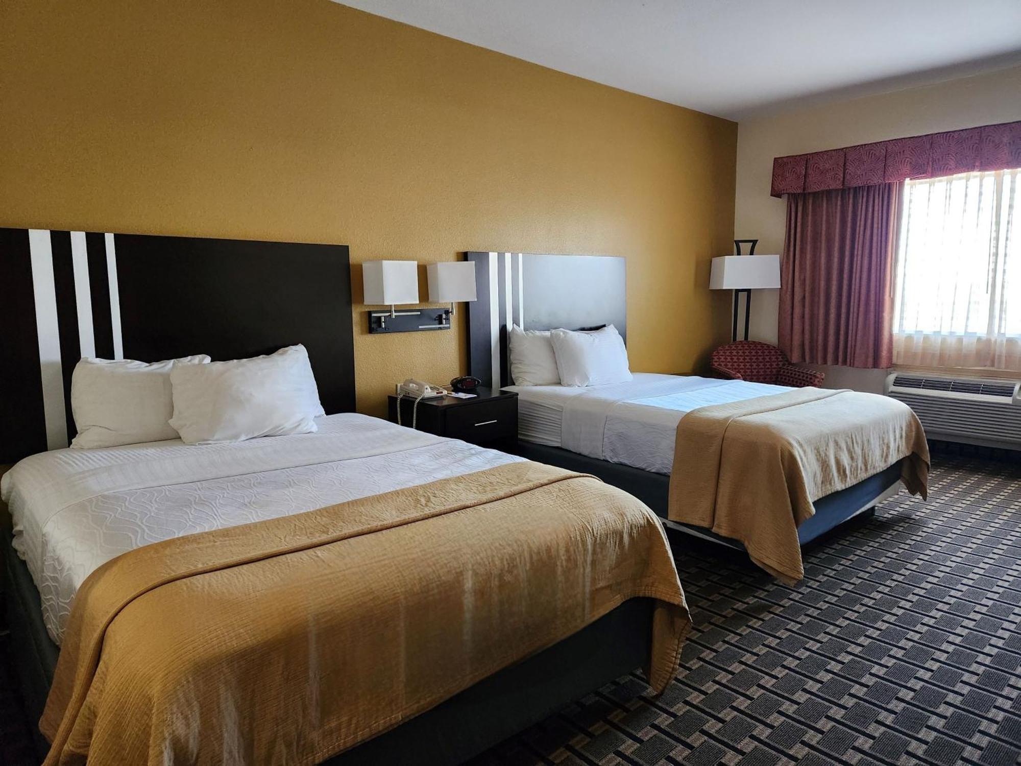 Days Inn & Suites By Wyndham Sam Houston Tollway Jersey Village Eksteriør billede