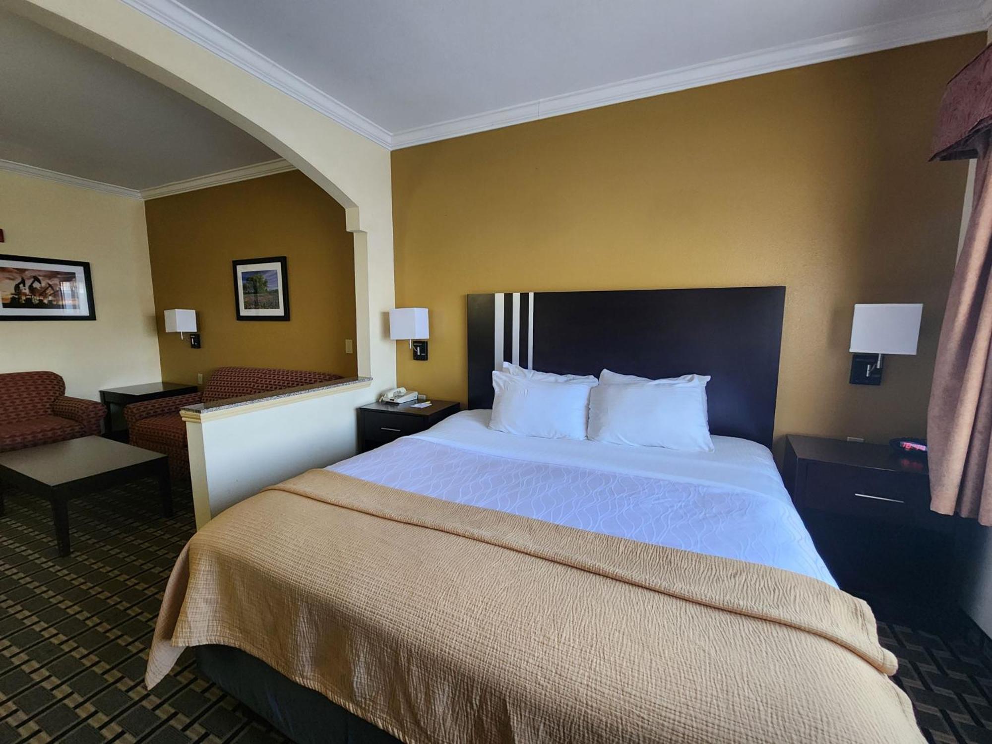 Days Inn & Suites By Wyndham Sam Houston Tollway Jersey Village Eksteriør billede