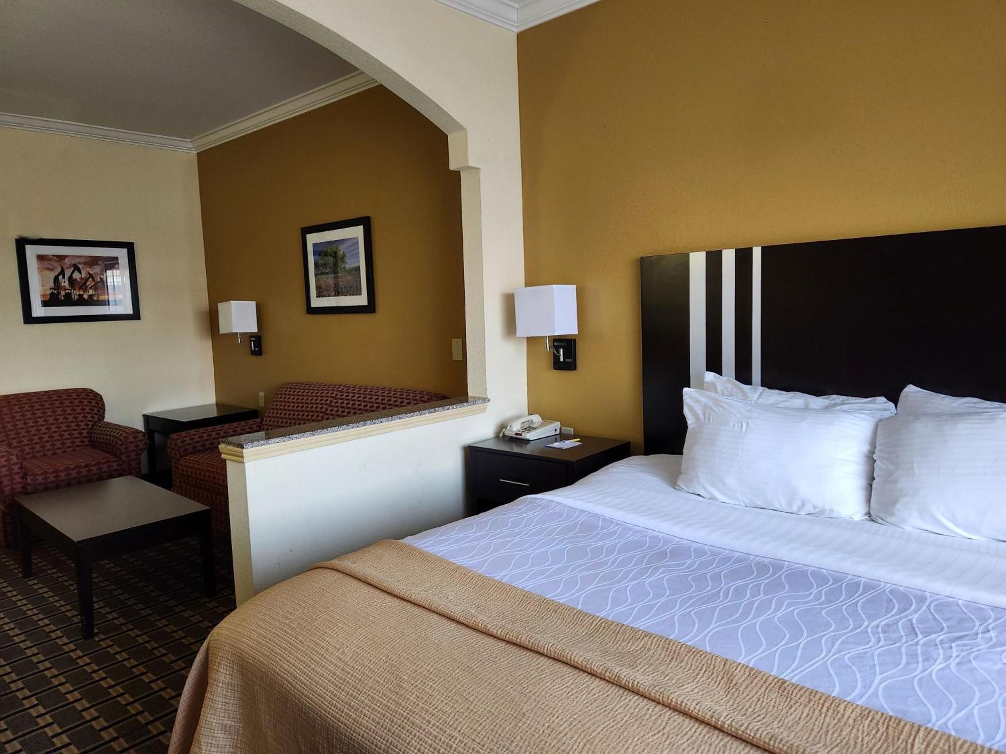 Days Inn & Suites By Wyndham Sam Houston Tollway Jersey Village Eksteriør billede