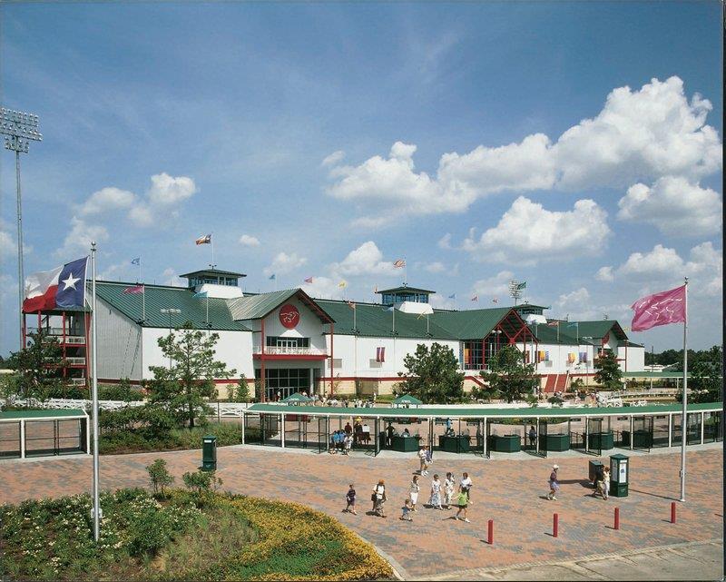 Days Inn & Suites By Wyndham Sam Houston Tollway Jersey Village Eksteriør billede